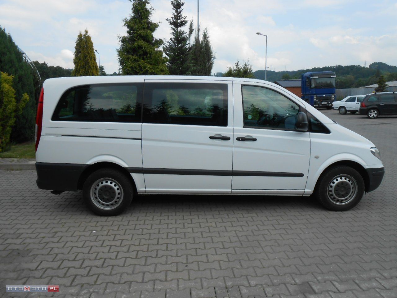 MERCEDES VITO